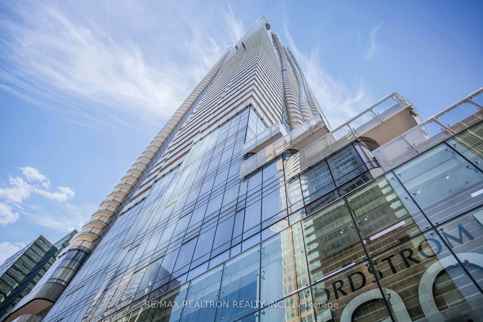 1 Bloor Street main photo