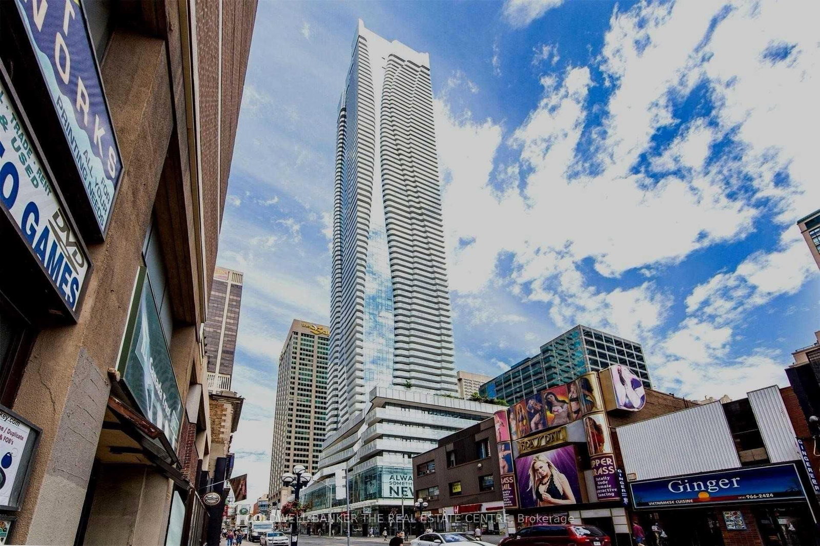 1 Bloor Street main photo
